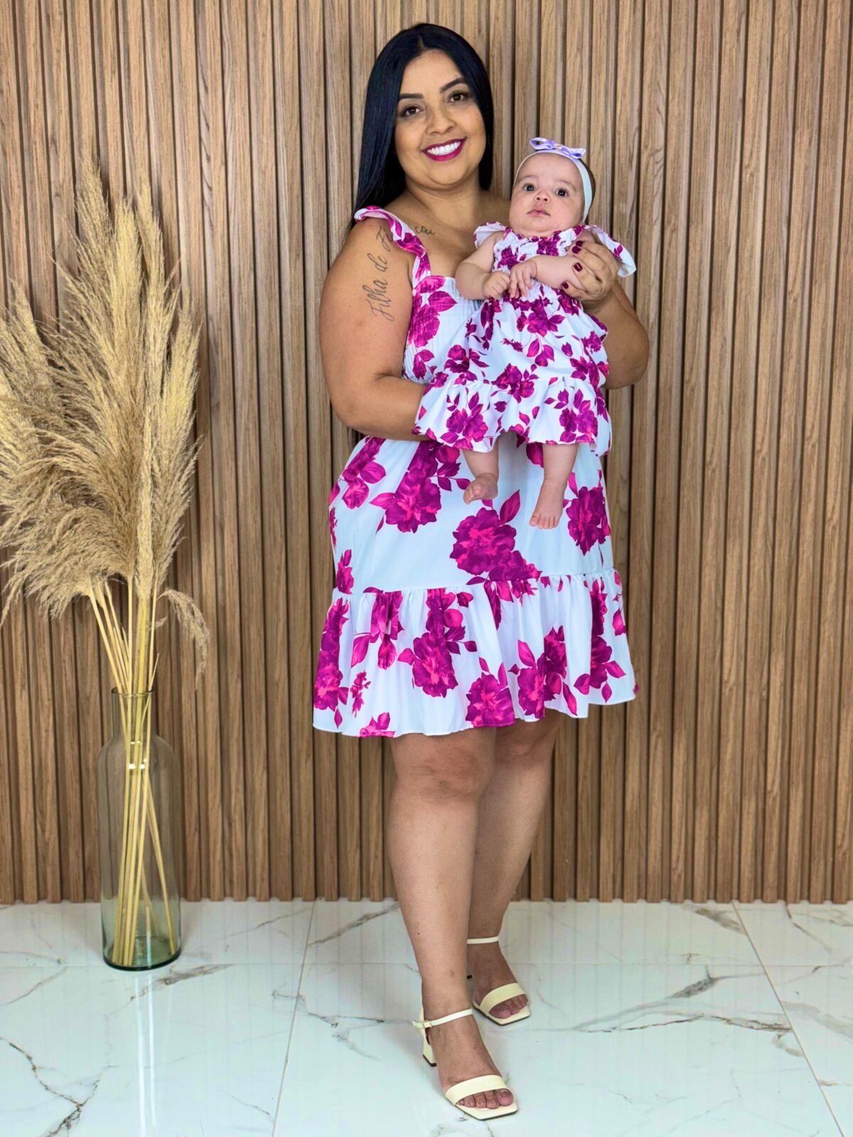 Vestido Mãe e Filha Curto / Branco e Roxo - Imagem 2