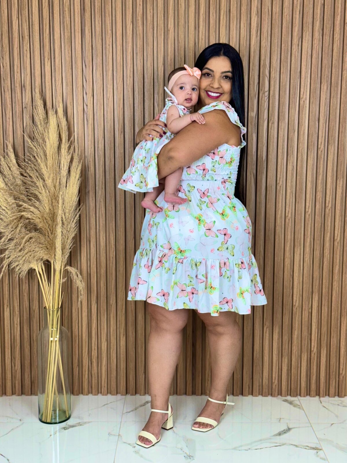 Vestido Filha Branco Borboleta - Imagem 2