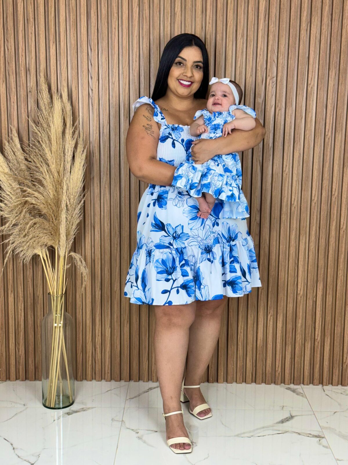 Vestido Filha Branco e Azul - Imagem 2