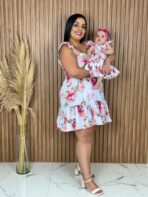 Vestido Mãe e Filha Curto / Branco com Rosas